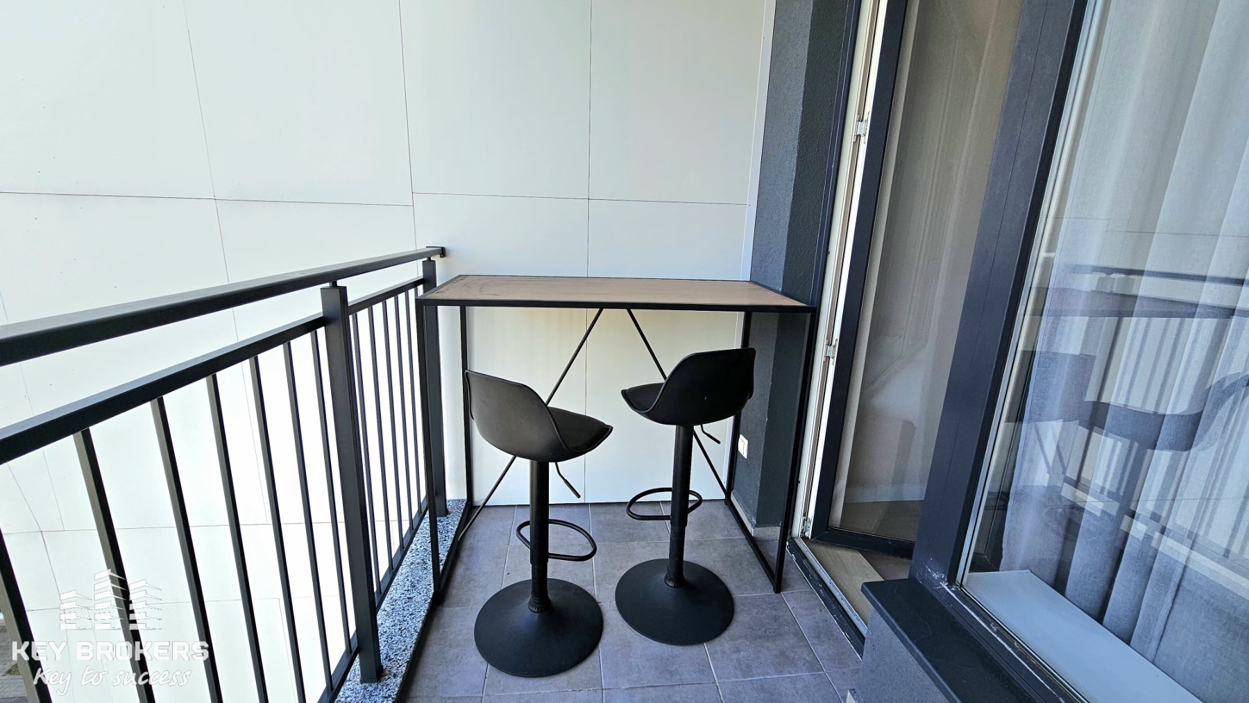 Обзаведен апартамент с една спалня, подово отопление. Панорама море! ж.к."Изгрев", гр.Бургас - Image 11