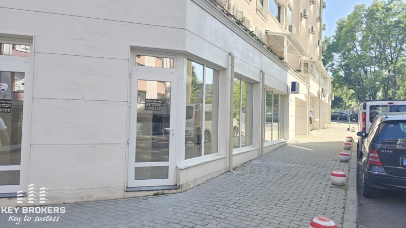 Ново! Офис 48 кв.м., партер, в луксозна сграда на ул. ”Перущица”, ж.к. ”Лазур” - Image 7